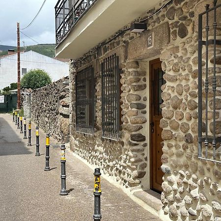 Alojamiento Penalara, Rascafría Exterior foto